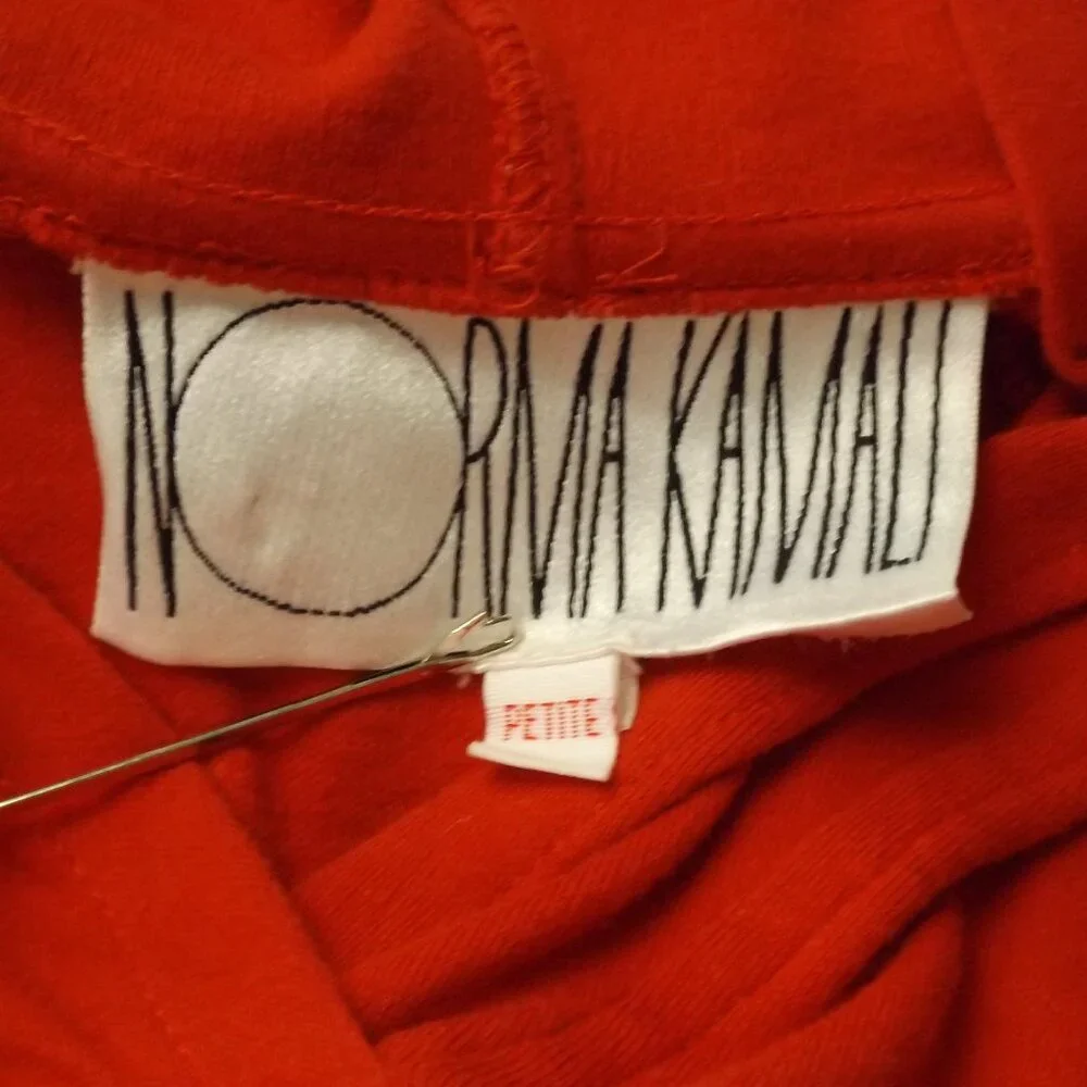 vintage NORMA KAMALI Hoodie Dress, SP Petite, Red, Longer sleeves, Short - Picture 12 of 12